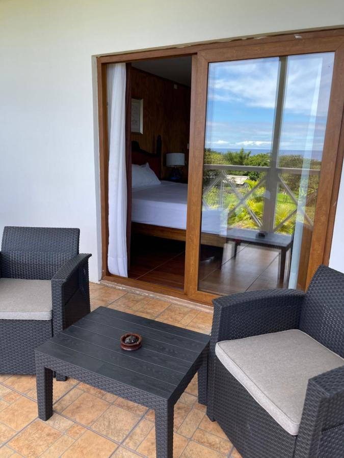 Teanehi Bed & Breakfast Hanga Roa Bagian luar foto