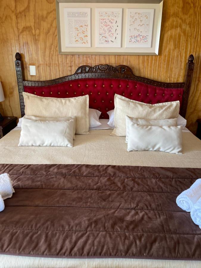Teanehi Bed & Breakfast Hanga Roa Bagian luar foto