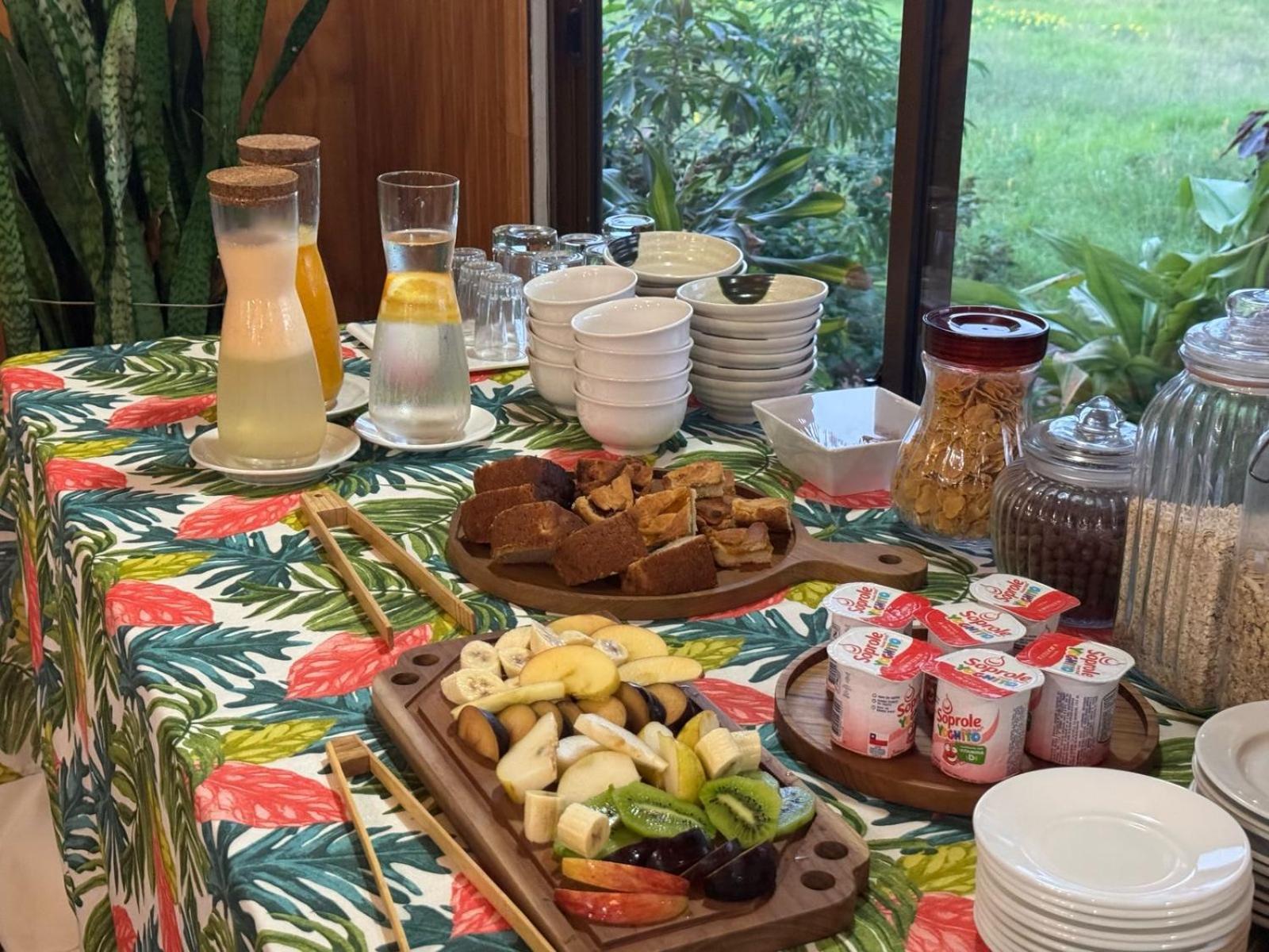 Teanehi Bed & Breakfast Hanga Roa Bagian luar foto