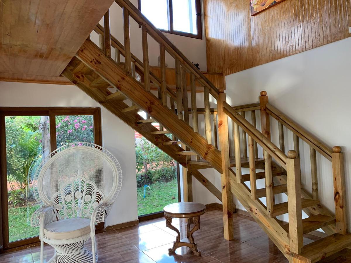 Teanehi Bed & Breakfast Hanga Roa Bagian luar foto