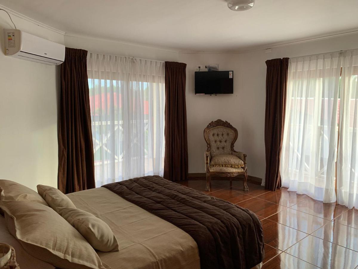 Teanehi Bed & Breakfast Hanga Roa Bagian luar foto